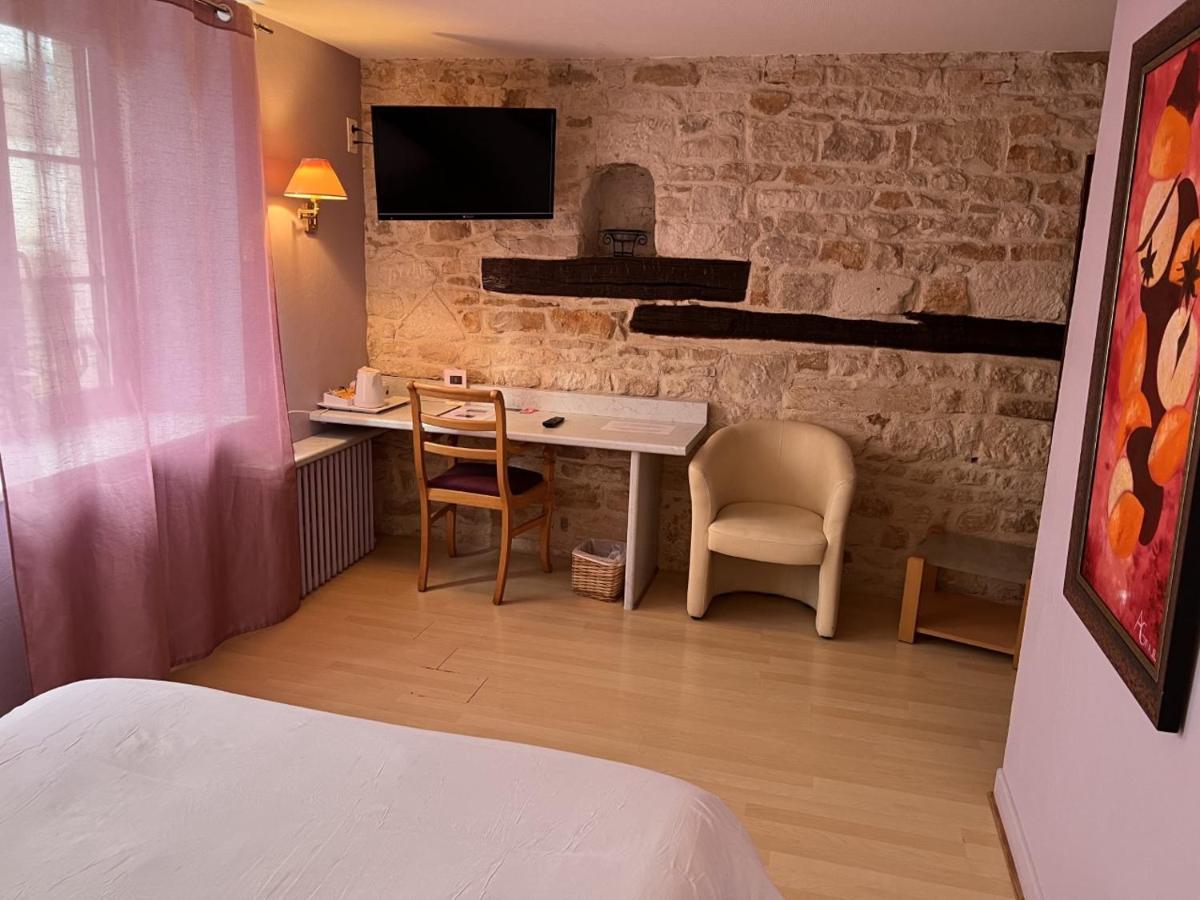 Hostellerie Au Rendez-Vous Des Amis Chaumont  Exterior foto