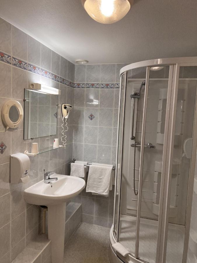 Hostellerie Au Rendez-Vous Des Amis Chaumont  Exterior foto